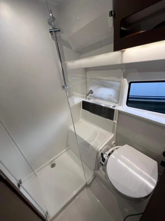 Beneteau Antares 11 Fly OB usata in vendita