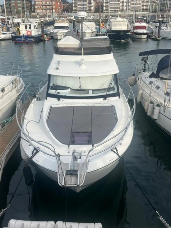 Beneteau Antares 11 Fly OB usata in vendita