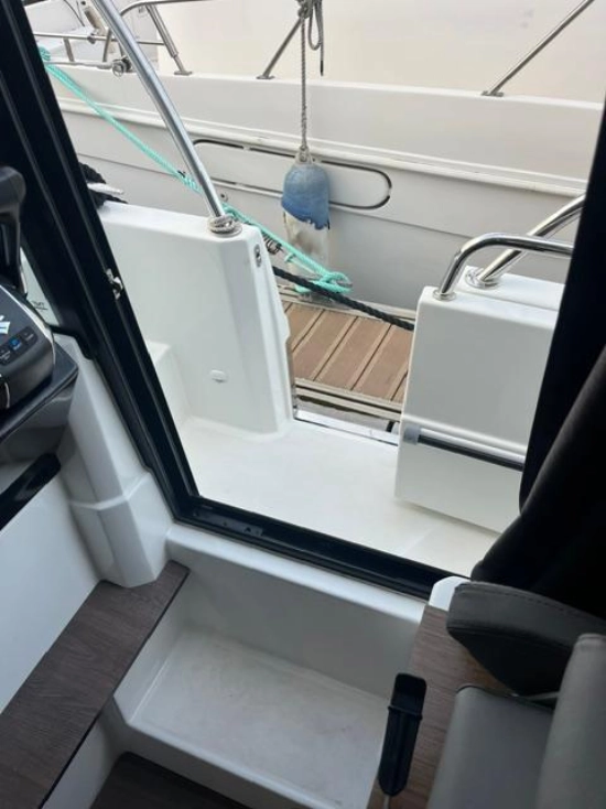 Beneteau Antares 11 Fly OB usata in vendita