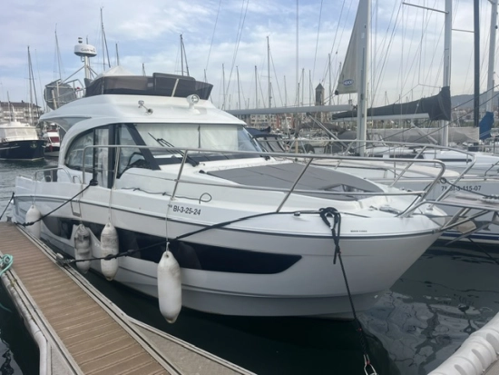 Beneteau Antares 11 Fly OB usata in vendita