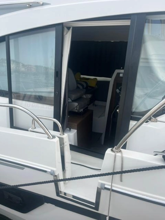 Beneteau Antares 11 Fly OB usata in vendita