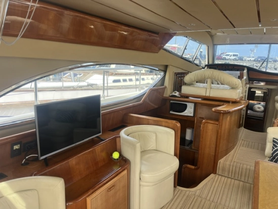 Ferretti 53 ANIVERSARIO usado à venda