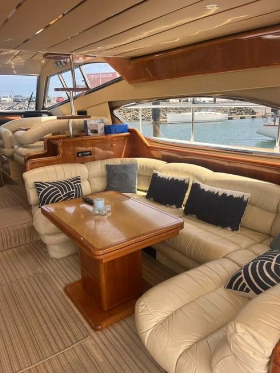 Ferretti 53 ANIVERSARIO usado à venda