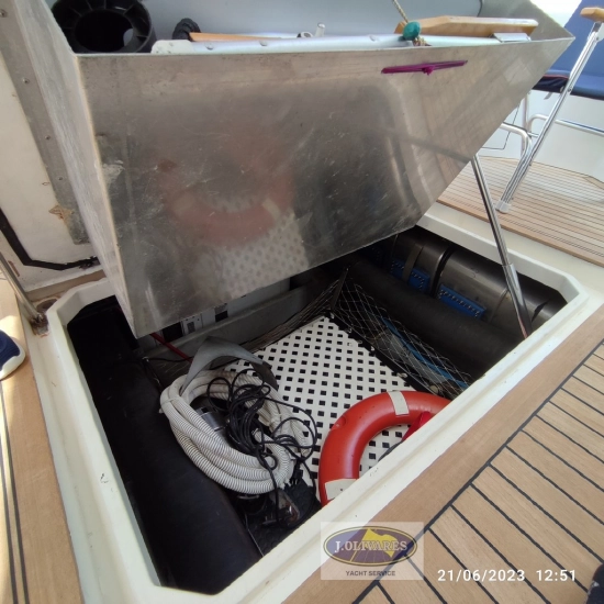 Azimut AZ40 preowned for sale