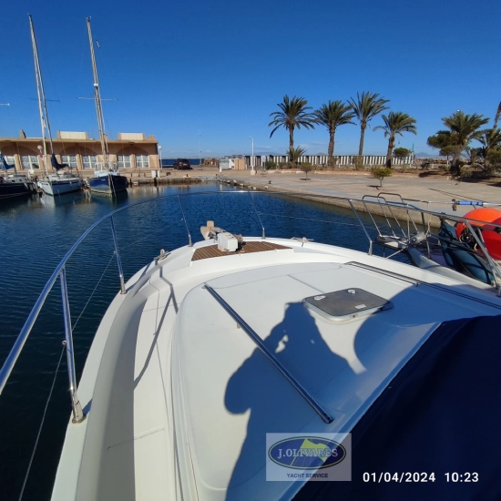 Beneteau Antares 10.80 usado à venda