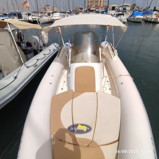 Joker boat Wide 700 usado à venda