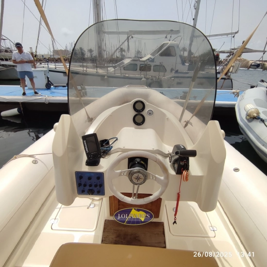 Joker boat Wide 700 usado à venda
