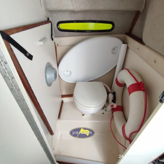 Sea Ray Sundancer 230 usata in vendita