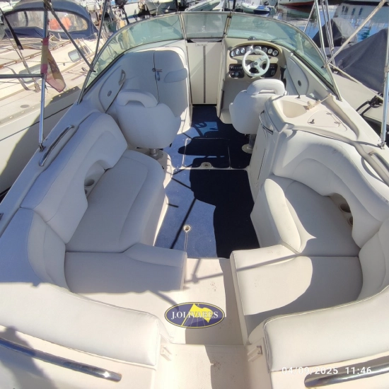 Chaparral 260 SSI usado à venda