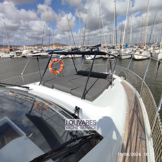 Sealine C390V de segunda mano en venta