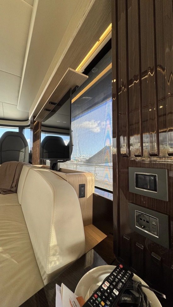 Absolute Navetta 52 usata in vendita