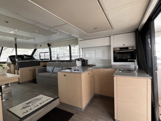 Fountaine Pajot MY44 usado à venda