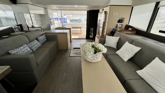 Fountaine Pajot MY44 usata in vendita