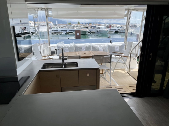 Fountaine Pajot MY44 usado à venda