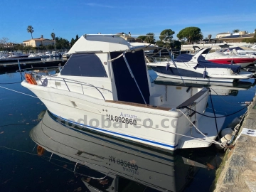 Jeanneau ANTARES 8 TF usado à venda