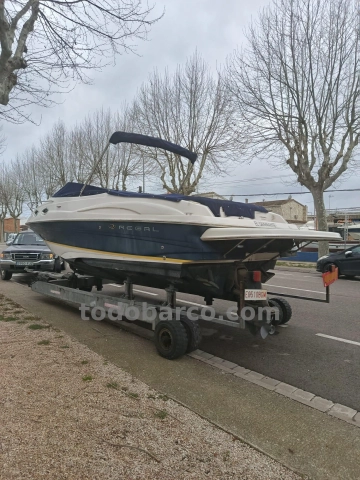 Regal 2650 Cuddy de segunda mano en venta
