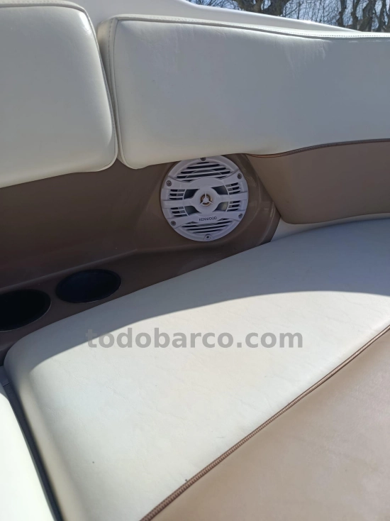 Regal 2650 Cuddy de segunda mano en venta