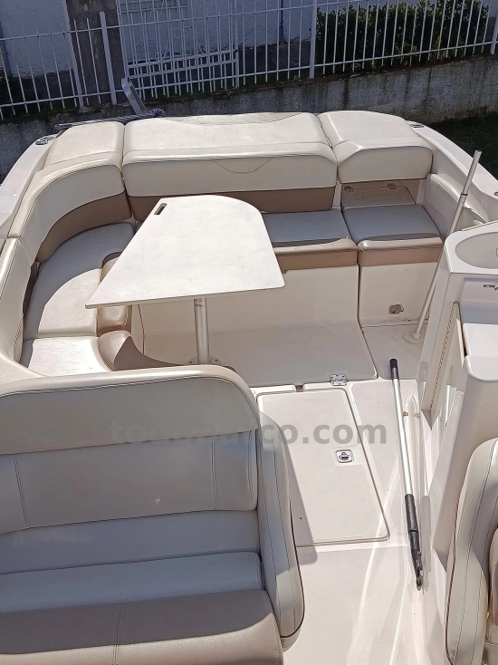 Regal 2650 Cuddy de segunda mano en venta