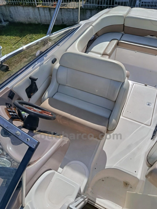 Regal 2650 Cuddy de segunda mano en venta