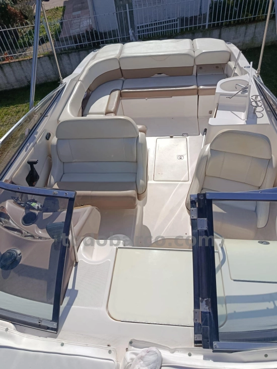 Regal 2650 Cuddy de segunda mano en venta