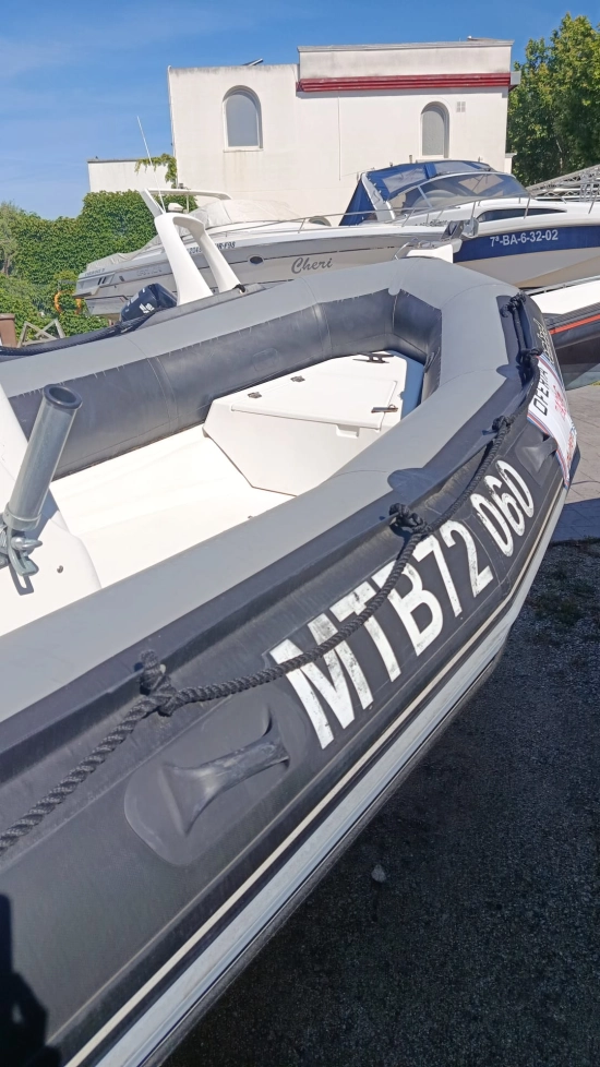 Bombard EXPLORER 550 DB usata in vendita