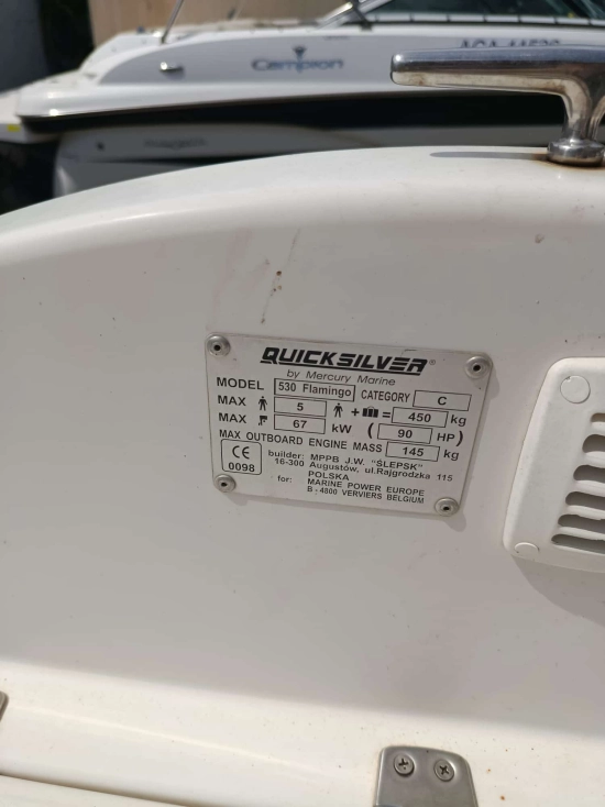 Quicksilver 530 Flamingo de segunda mano en venta