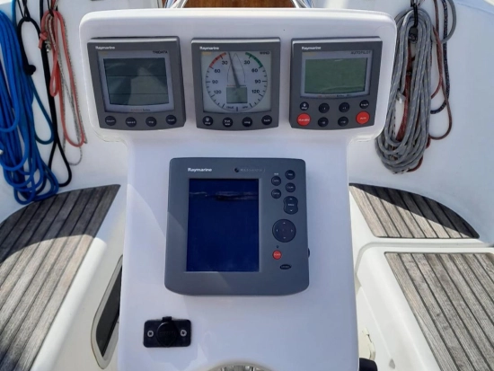Beneteau Oceanis 323 CLIPPER usado à venda
