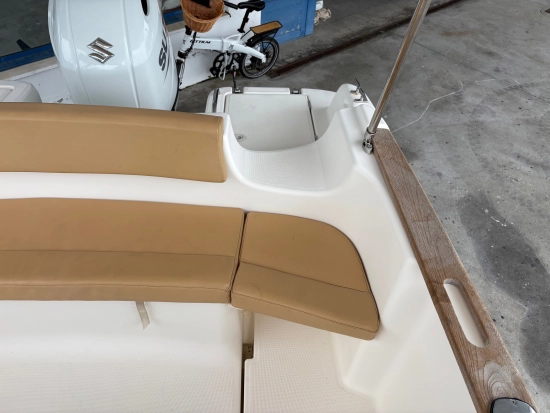 Jeanneau Cap Camarat 625 de segunda mano en venta