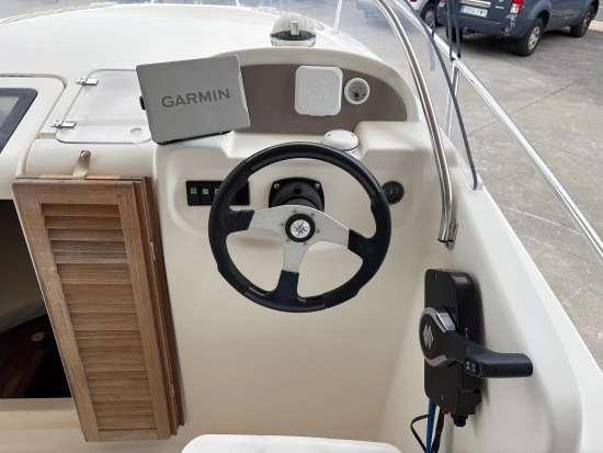 Jeanneau Cap Camarat 625 de segunda mano en venta