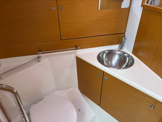 Jeanneau Sun Odyssey 44i usado à venda