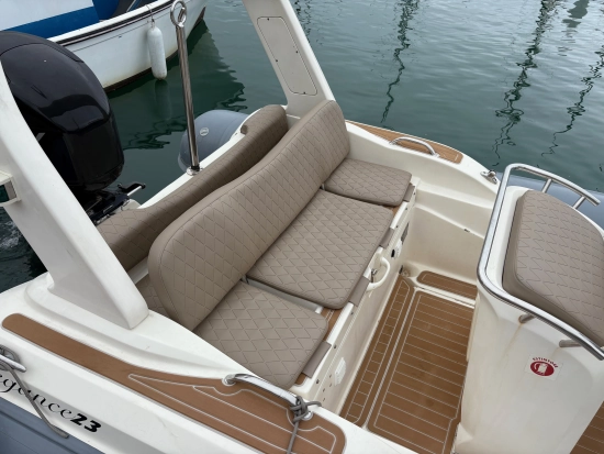 Blackfin ELEGANCE 23 usado à venda