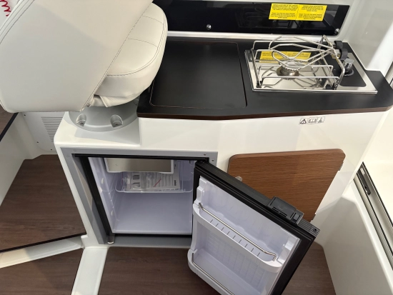 Beneteau Antares 7 nuevo en venta
