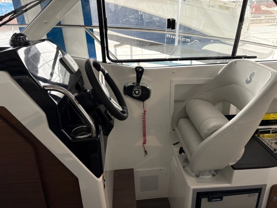 Beneteau Antares 7 nuevo en venta