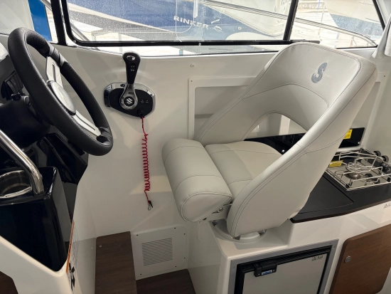 Beneteau Antares 7 nuevo en venta