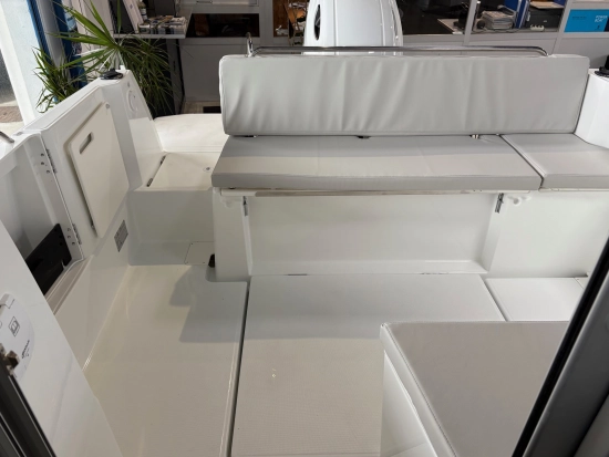 Beneteau Antares 7 nuevo en venta