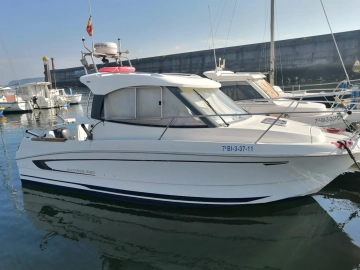 Beneteau Antares 680 usata in vendita