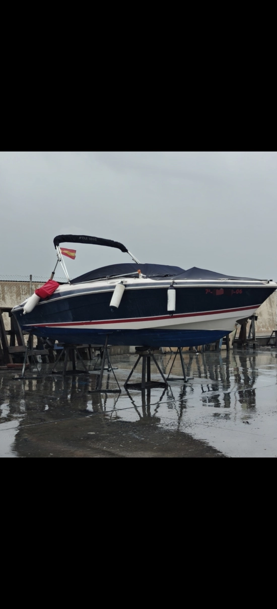 Four Winns Horizon 210 usata in vendita