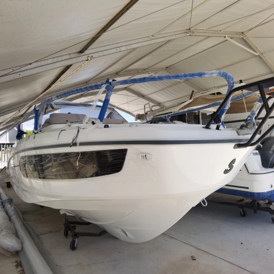 Beneteau Flyer 8 Sundeck V2 nuova in vendita