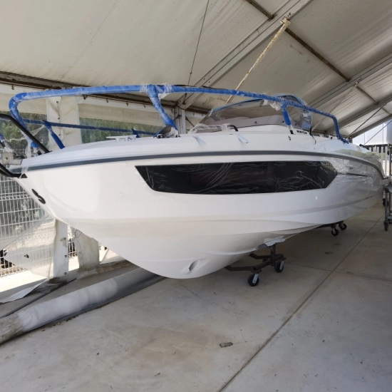 Beneteau Flyer 8 Sundeck V2 nuova in vendita