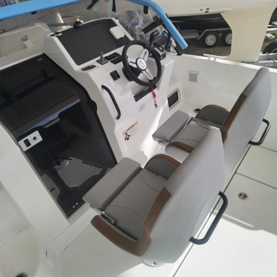 Beneteau Flyer 8 Sundeck V2 nuova in vendita