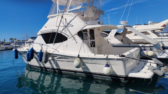 Riviera 37 usado à venda