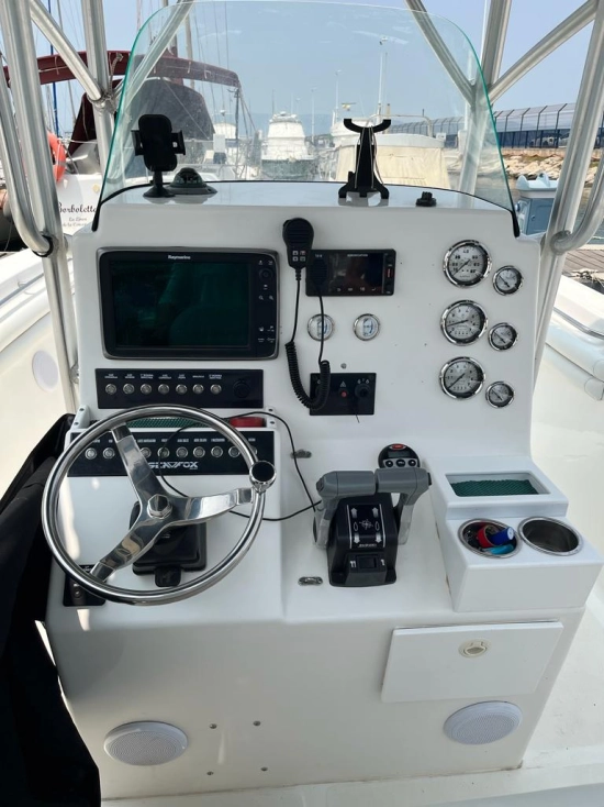 SEA FOX COMMANDER 288 usado à venda