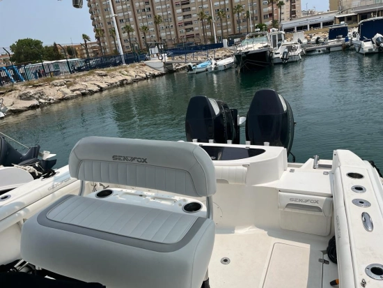 SEA FOX COMMANDER 288 usado à venda