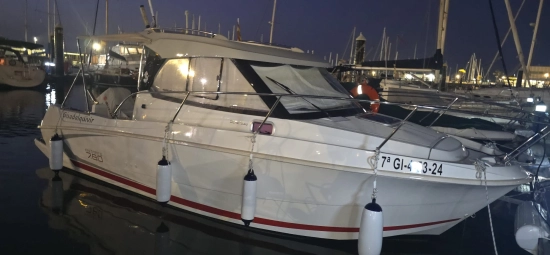 Beneteau Antares 780 usata in vendita