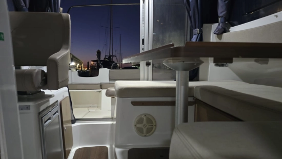 Beneteau Antares 780 usata in vendita