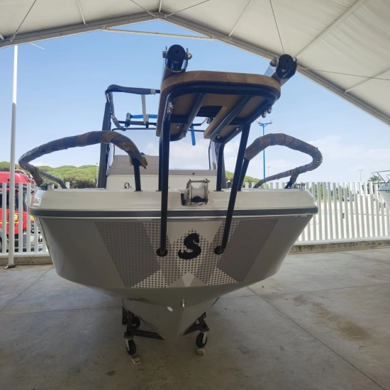 Beneteau Flyer 7 Spacedeck novos à venda