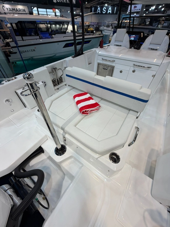 Wellcraft 28 T Top Sport nuova in vendita