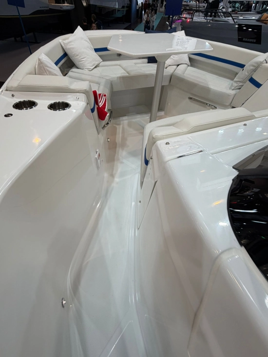 Wellcraft 28 T Top Sport nuova in vendita