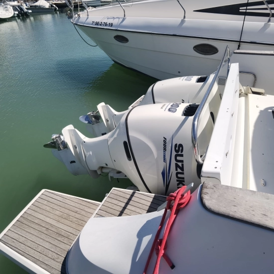 Beneteau Flyer 8.8 Sundeck usado à venda