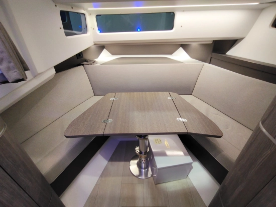 Galeon 325 GTO nuova in vendita